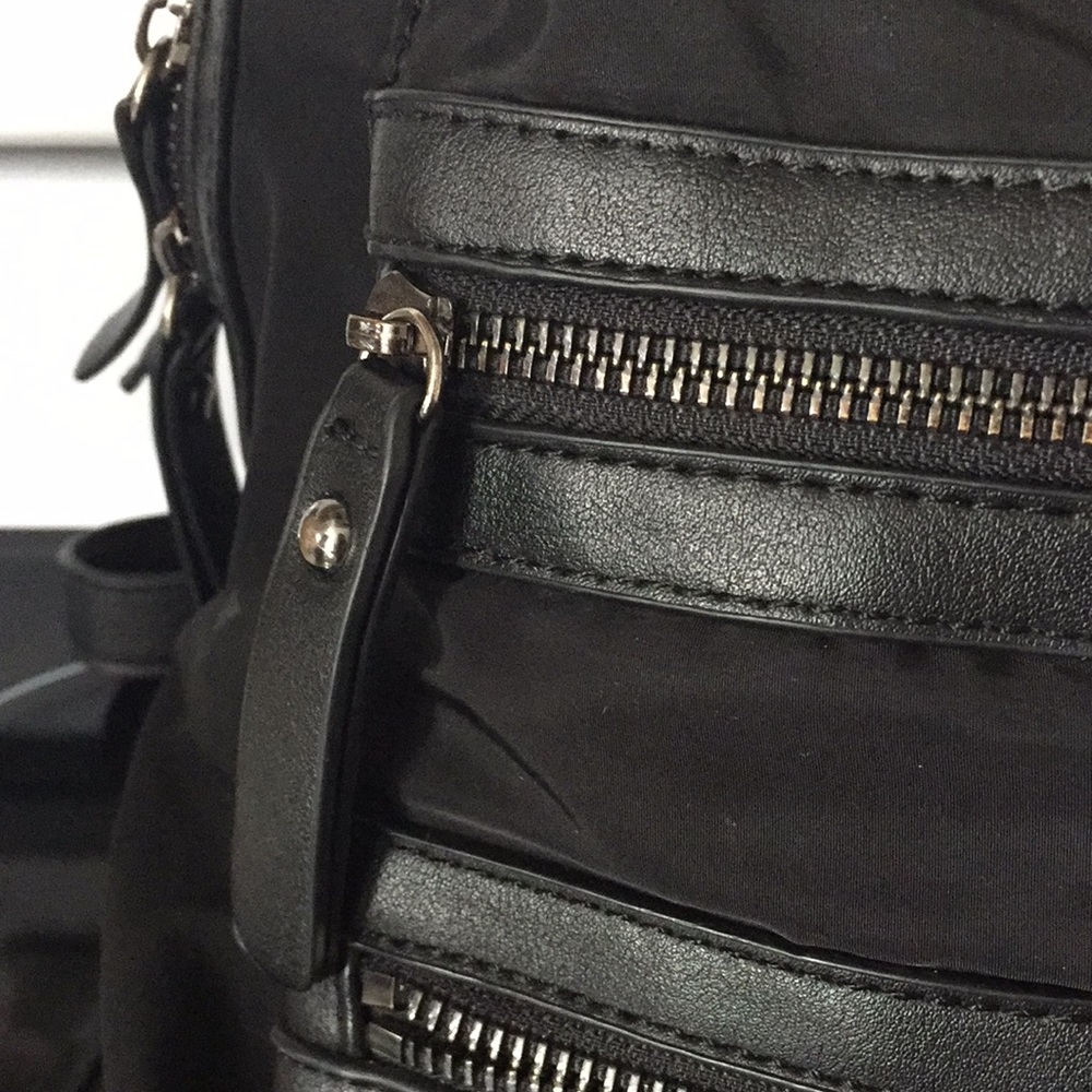 small backpack - Picture 2 of 3